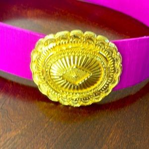 Vintage Dottie Smith 2in belt buckle